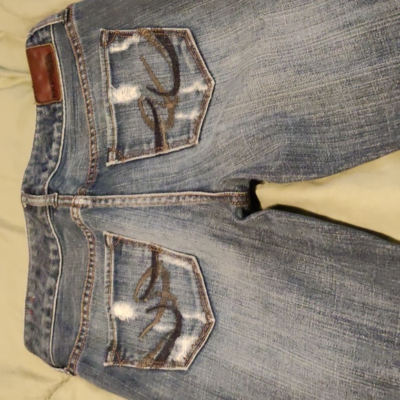 Stella style Distressed jeans in almost like new condition - Picture 4 of 4